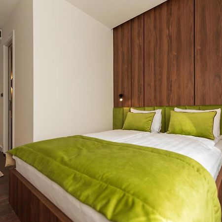 סראייבו Apartments Emerald Free Garage Parking מראה חיצוני תמונה